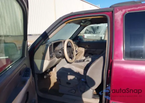 2005 Chevrolet Tahoe Ls z USA, uszkodzony, nr VIN 1GNEC13T55J170520